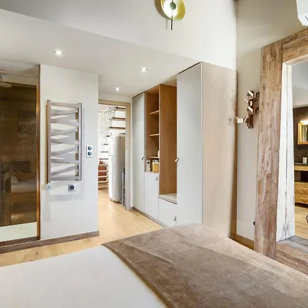 别墅 Desiree Heliovillage