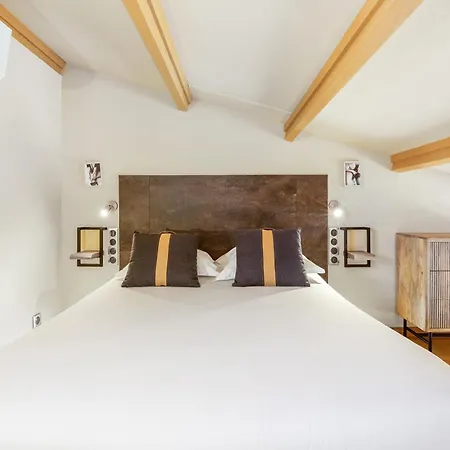 Desiree Heliovillage 别墅 *