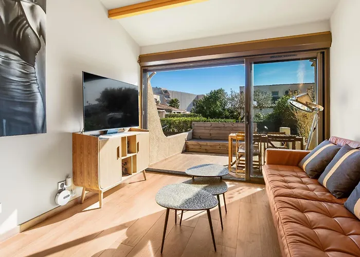 Desiree Heliovillage 别墅 阿格德