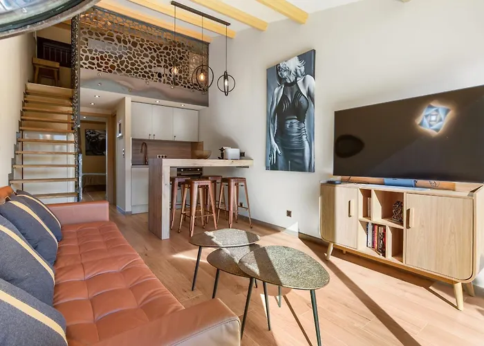 Desiree Heliovillage 别墅