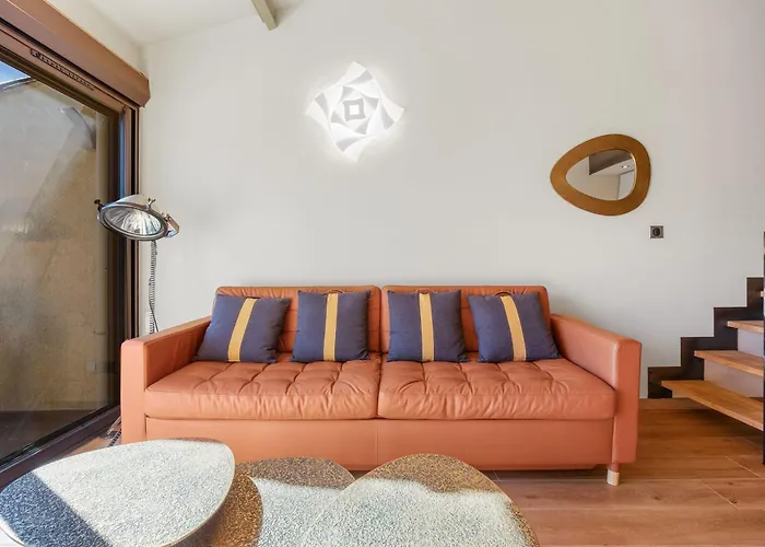 Desiree Heliovillage 别墅